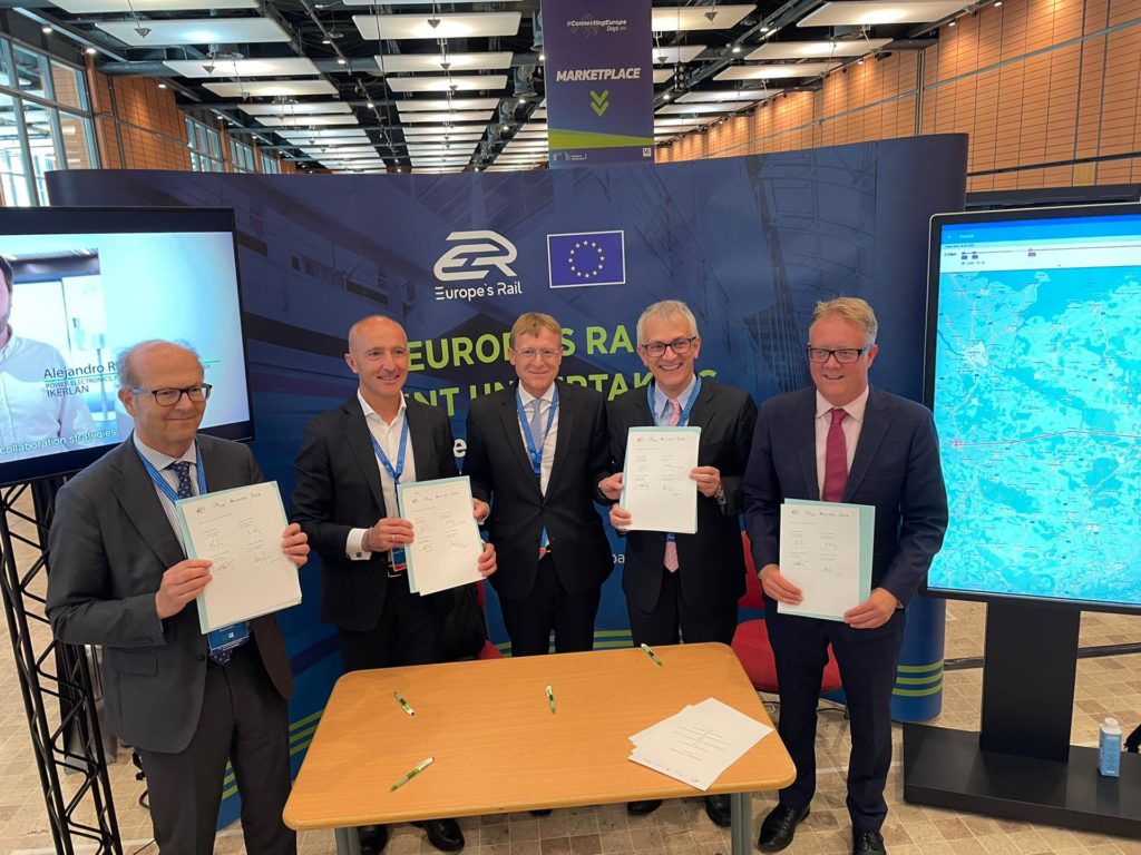 UNIFE signs Memorandums of Understanding to study smart and affordable high-speed services needed for a EU shift to rail  